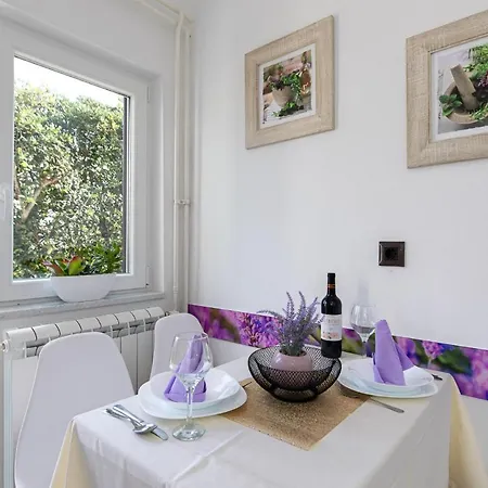 Apartments Lavanda-Kate Krk Town Exterior photo