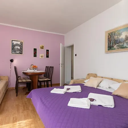 Apartments Lavanda-Kate Krk Town Exterior photo
